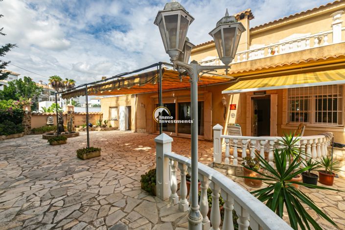 Image No.4-5 Bed Villa for sale