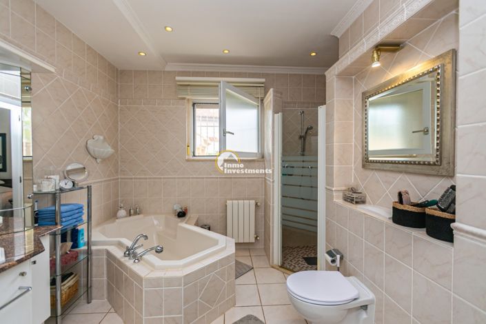 Image No.46-5 Bed Villa for sale