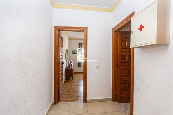 Image No.28-3 Bed Villa for sale