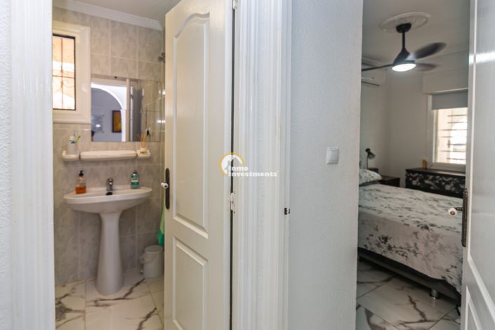 Image No.18-3 Bed Villa for sale
