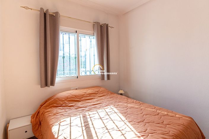 Image No.13-2 Bed Property for sale