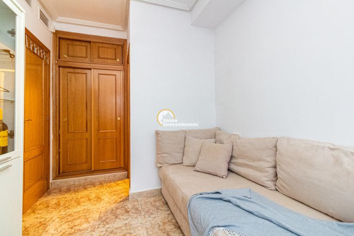 Image No.19-2 Bed Property for sale