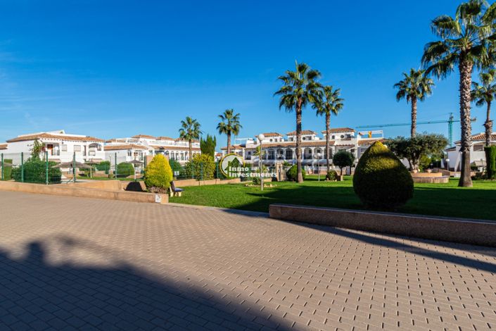 Image No.32-2 Bed Property for sale