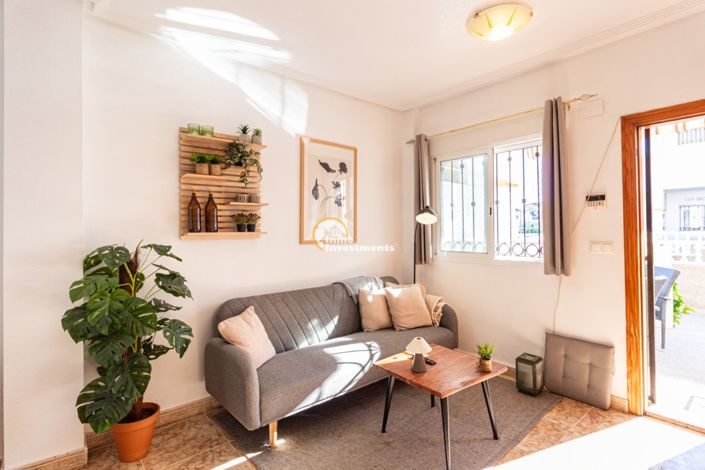 Image No.6-2 Bed Property for sale