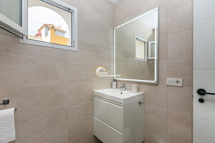 Image No.22-1 Bed Bungalow for sale