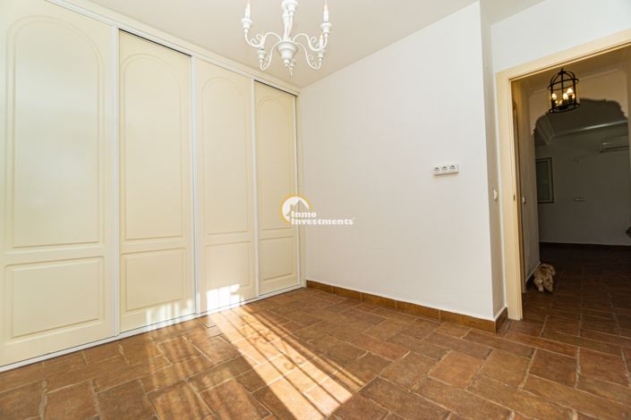 Image No.16-2 Bed Apartment for sale