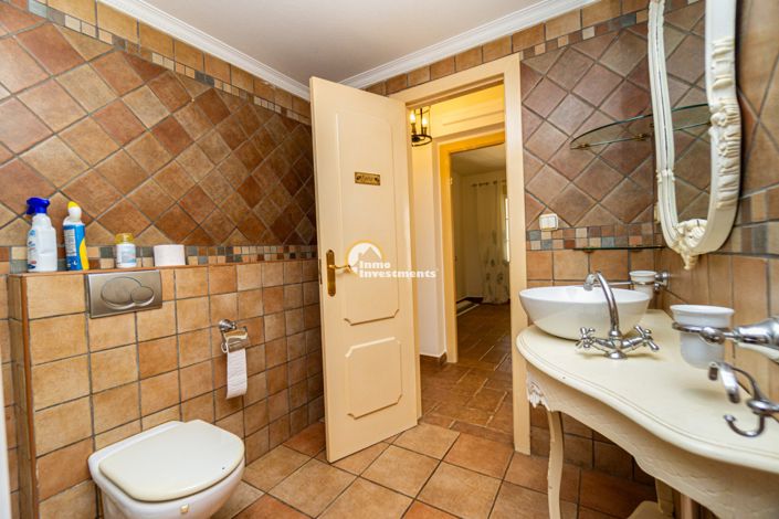 Image No.18-2 Bed Apartment for sale
