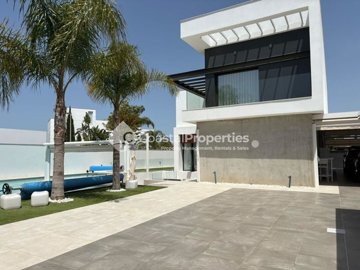 cpm--041--villa-for-sale-in-vera-playa-493256