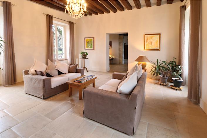 Image No.6-14 Bed Chateaux for sale