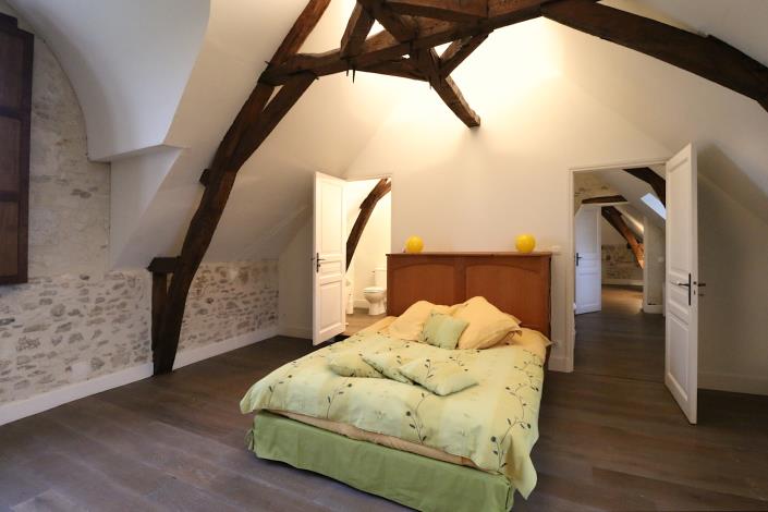 Image No.11-14 Bed Chateaux for sale