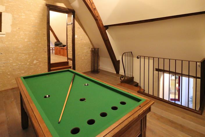 Image No.15-14 Bed Chateaux for sale