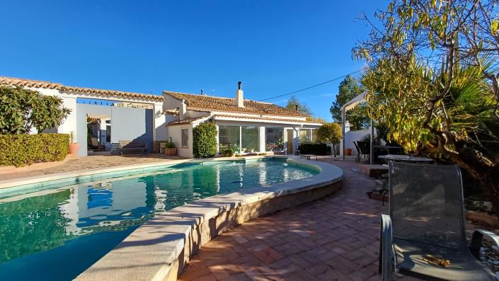 Image No.1-Cortijo de 7 chambres à vendre à Caudete