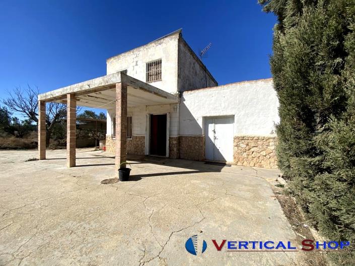 Image No.4-4 Bed Country House for sale