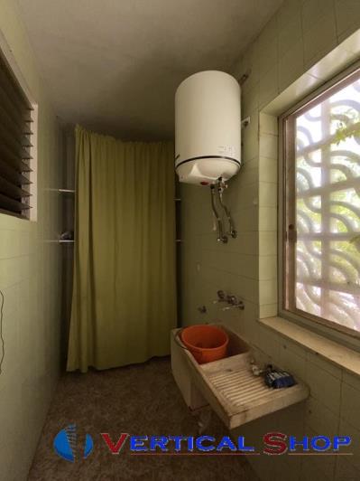 Image No.24-6 Bed Chalet for sale