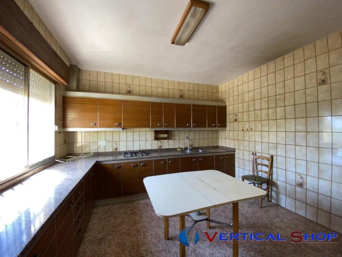 Image No.20-6 Bed Chalet for sale