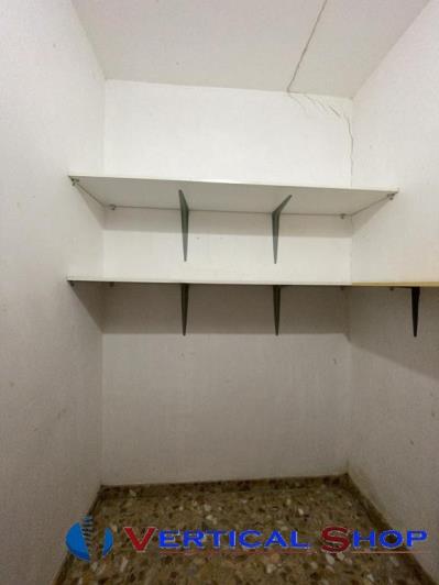 Image No.25-6 Bed Chalet for sale