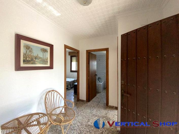 Image No.5-2 Bed Country Property for sale