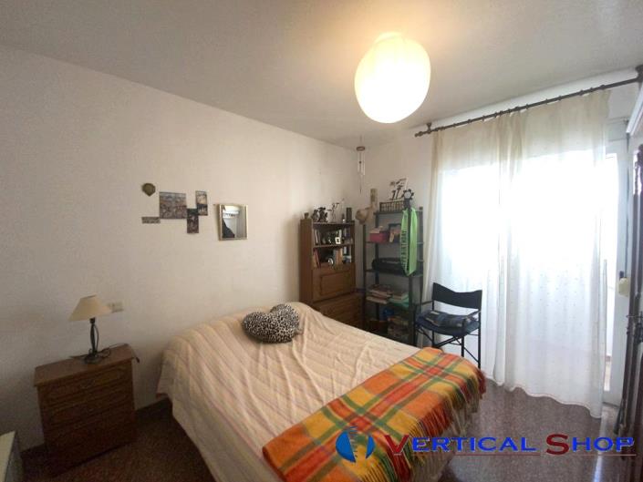 Image No.10-4 Bed Townhouse for sale