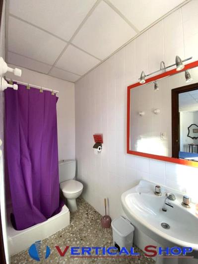 Image No.25-5 Bed Country Property for sale