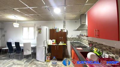 VERTICALSHOP--69-