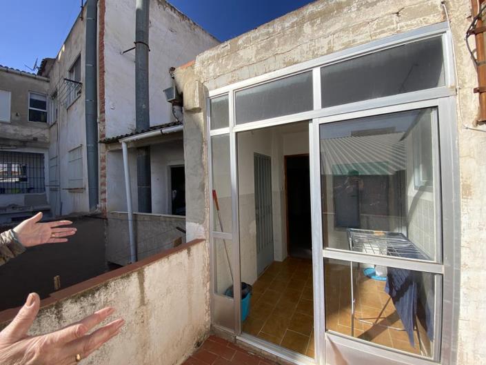 Image No.26-6 Bed Townhouse for sale