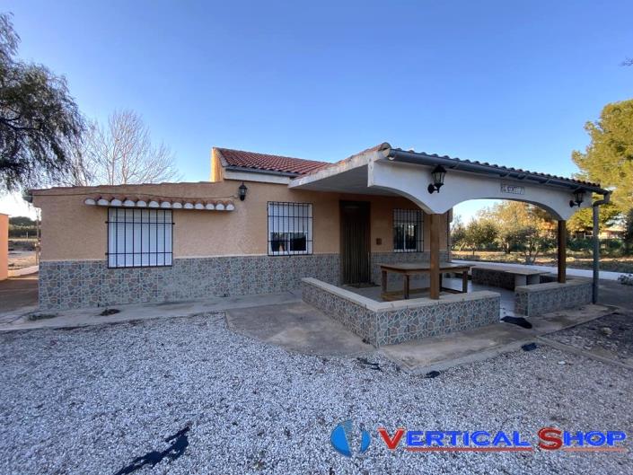 Image No.1-Propriété de pays de 3 chambres à vendre à Caudete