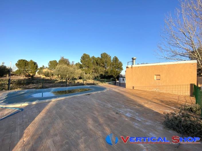 Image No.9-3 Bed Country Property for sale