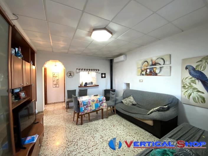 Image No.17-3 Bed Country Property for sale