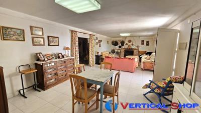 VERTICALSHOP--7-
