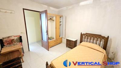VERTICALSHOP--12-