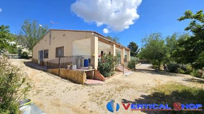 1 - Caudete, Chalet