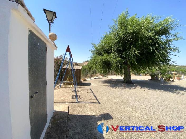 Image No.24-2 Bed Country Property for sale