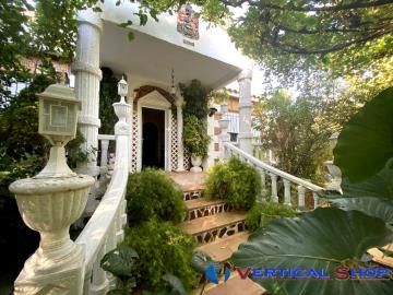 Vertical Shop most sold property