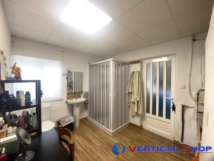 Image No.16-4 Bed Country House for sale