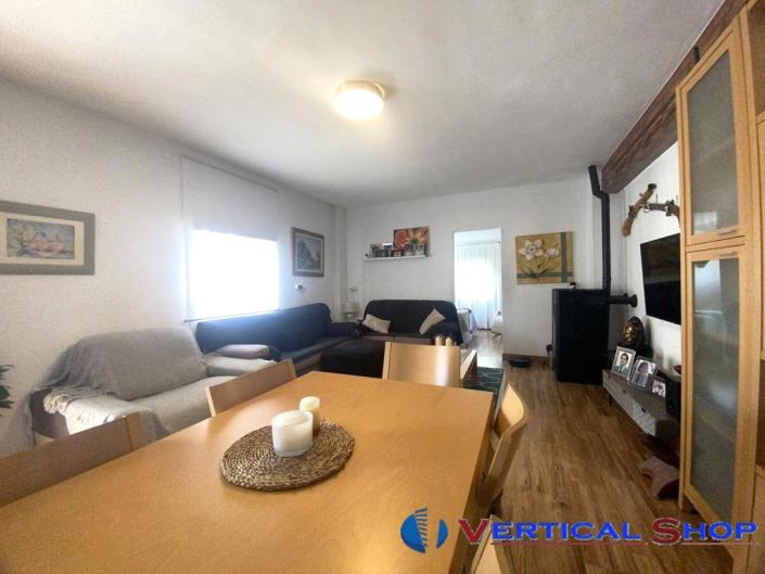 Image No.11-4 Bed Country House for sale