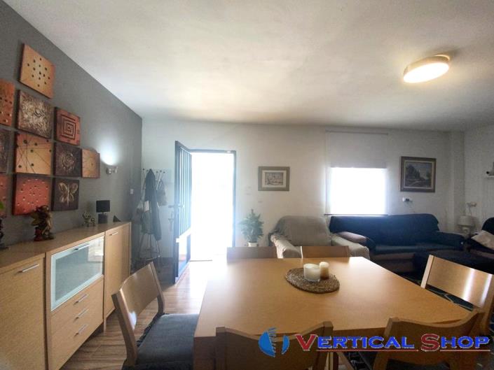 Image No.12-4 Bed Country House for sale