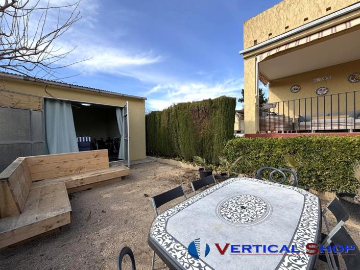 Image No.29-3 Bed Country Property for sale