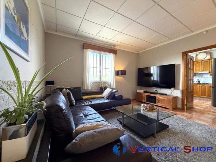 Image No.16-3 Bed Country Property for sale