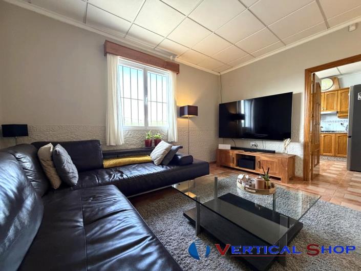 Image No.17-3 Bed Country Property for sale