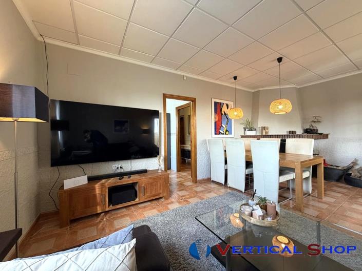 Image No.19-3 Bed Country Property for sale