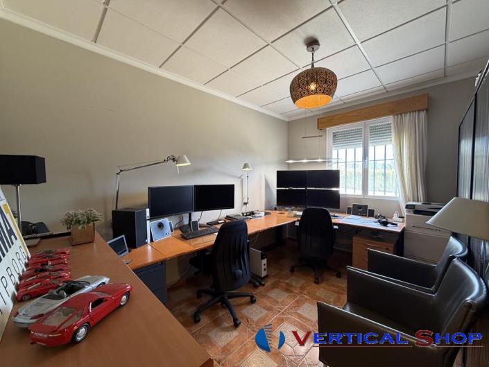 Image No.25-3 Bed Country Property for sale