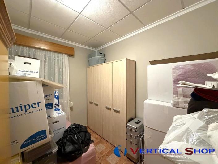 Image No.28-3 Bed Country Property for sale