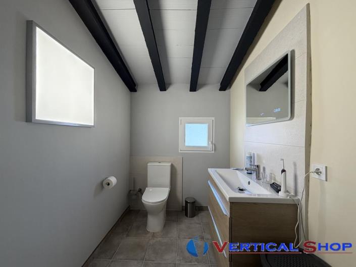 Image No.9-2 Bed Country Property for sale