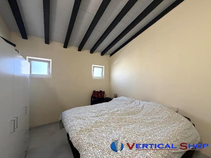 Image No.15-2 Bed Country Property for sale