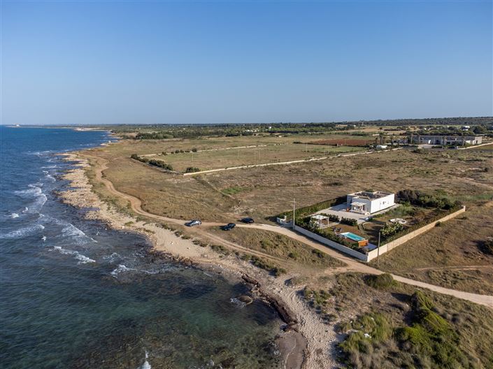 Image No.10-4 Bed Villa for sale