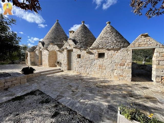 Image No.13-3 Bed Trullo for sale