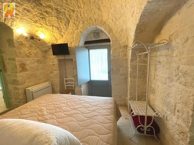 Image No.45-3 Bed Trullo for sale