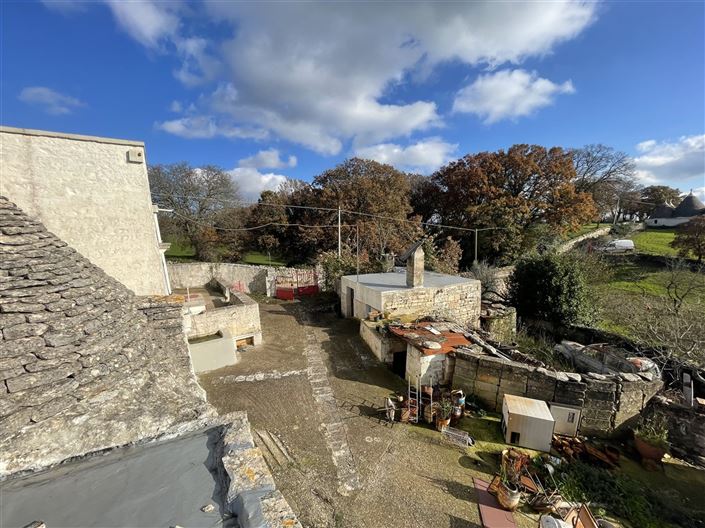 Image No.11-3 Bed Country House for sale