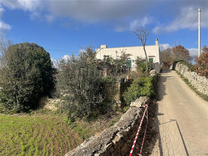 Image No.7-3 Bed Country House for sale