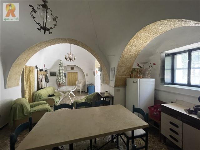 Image No.14-3 Bed Country Property for sale